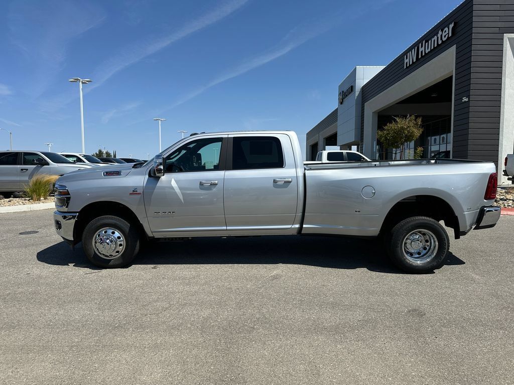 New 2026 RAM 3500 Laramie AWD/4WD image 3
