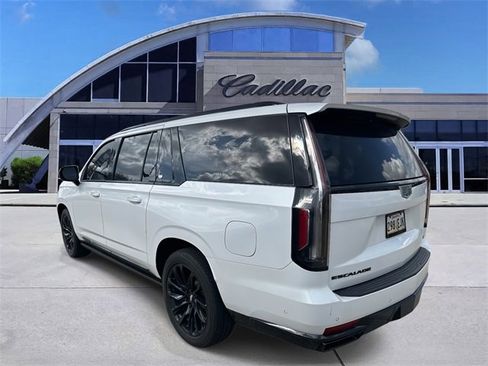 Used 2021 Cadillac Escalade ESV Sport w/ Driver Assist Tech Package image 6