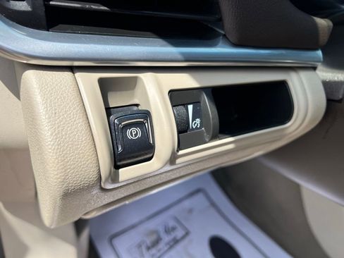 Used 2013 Cadillac XTS Luxury w/ Driver Awareness Package FWD image 30