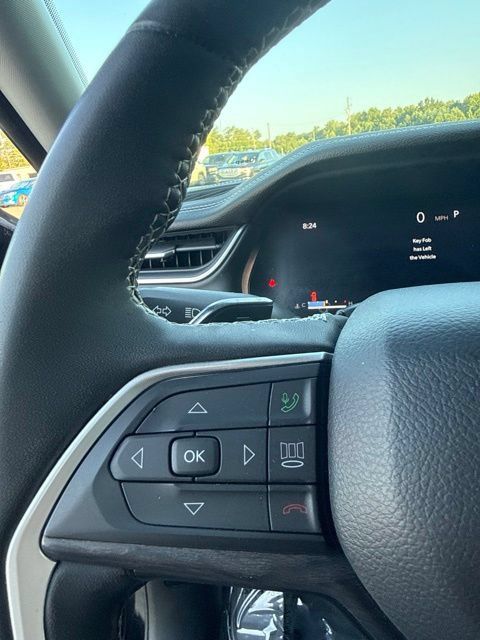 Used 2023 Jeep Grand Cherokee Limited w/ Luxury Tech Group II AWD/4WD image 30