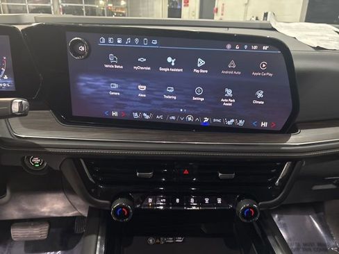 Used 2025 Chevrolet Tahoe Premier image 20