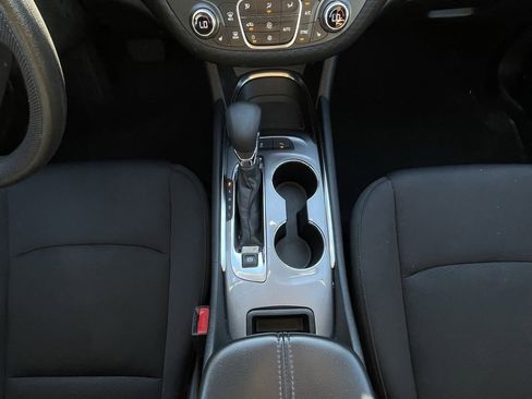 Used 2024 Chevrolet Malibu LT image 19