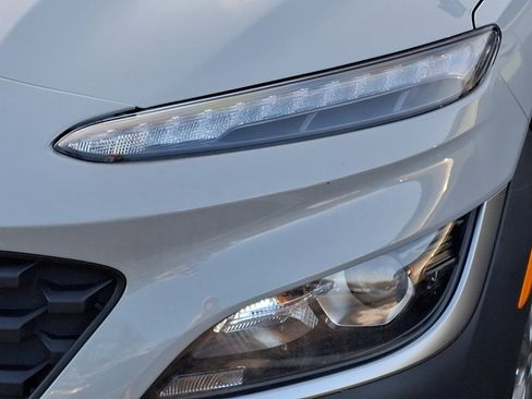 Used 2023 Hyundai Kona SEL image 7