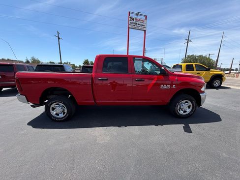 Used 2013 RAM 2500 Tradesman w/ Chrome Appearance Group AWD/4WD image 6