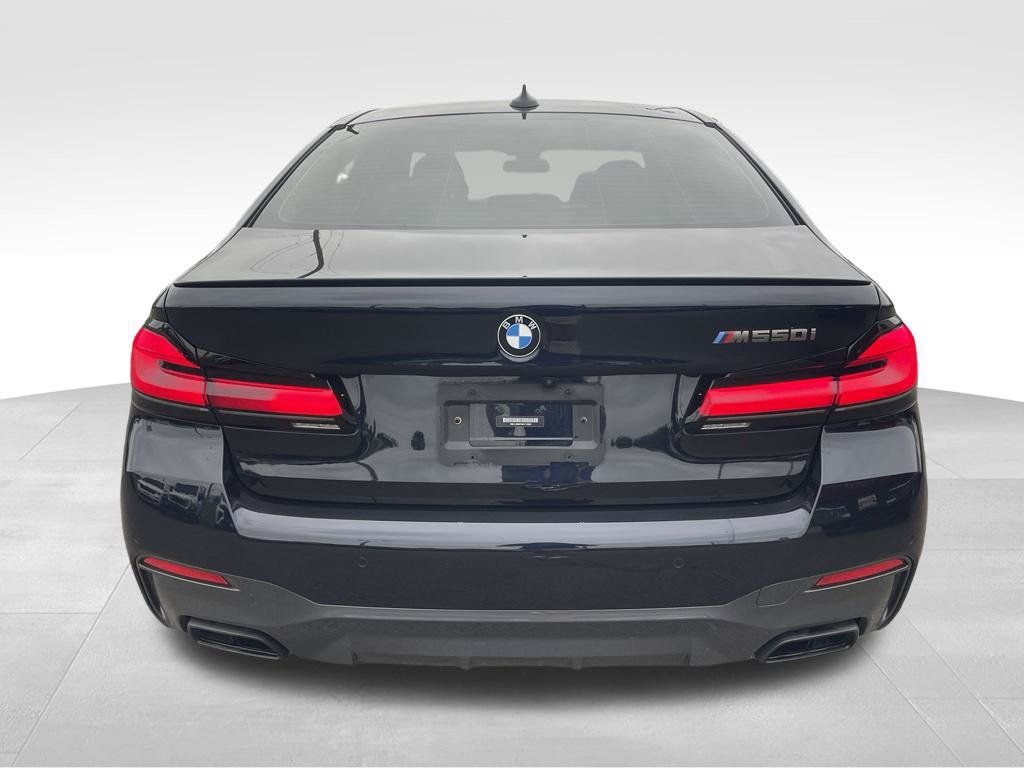 Used 2021 BMW M550i xDrive w/ Dynamic Handling Package AWD/4WD image 17
