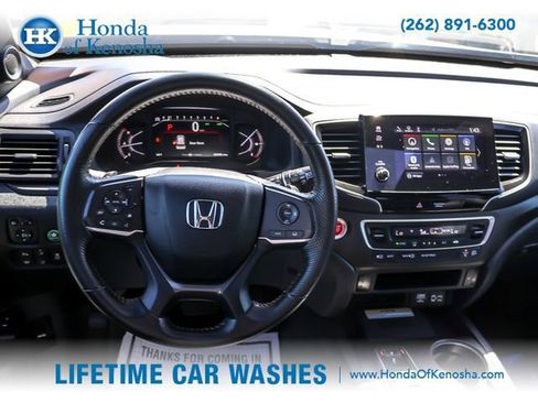 Used 2023 Honda Passport TrailSport image 15