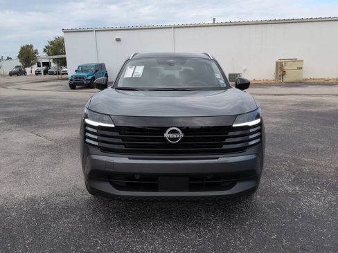 Used 2026 Nissan Kicks SV FWD image 9
