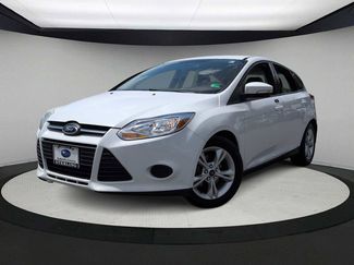 Used 2014 Ford Focus SE w/ SE Winter Package FWD video 1