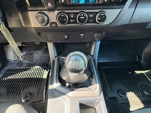 Used 2018 Toyota Tacoma TRD Sport w/ TRD Premium Sport Package image 2