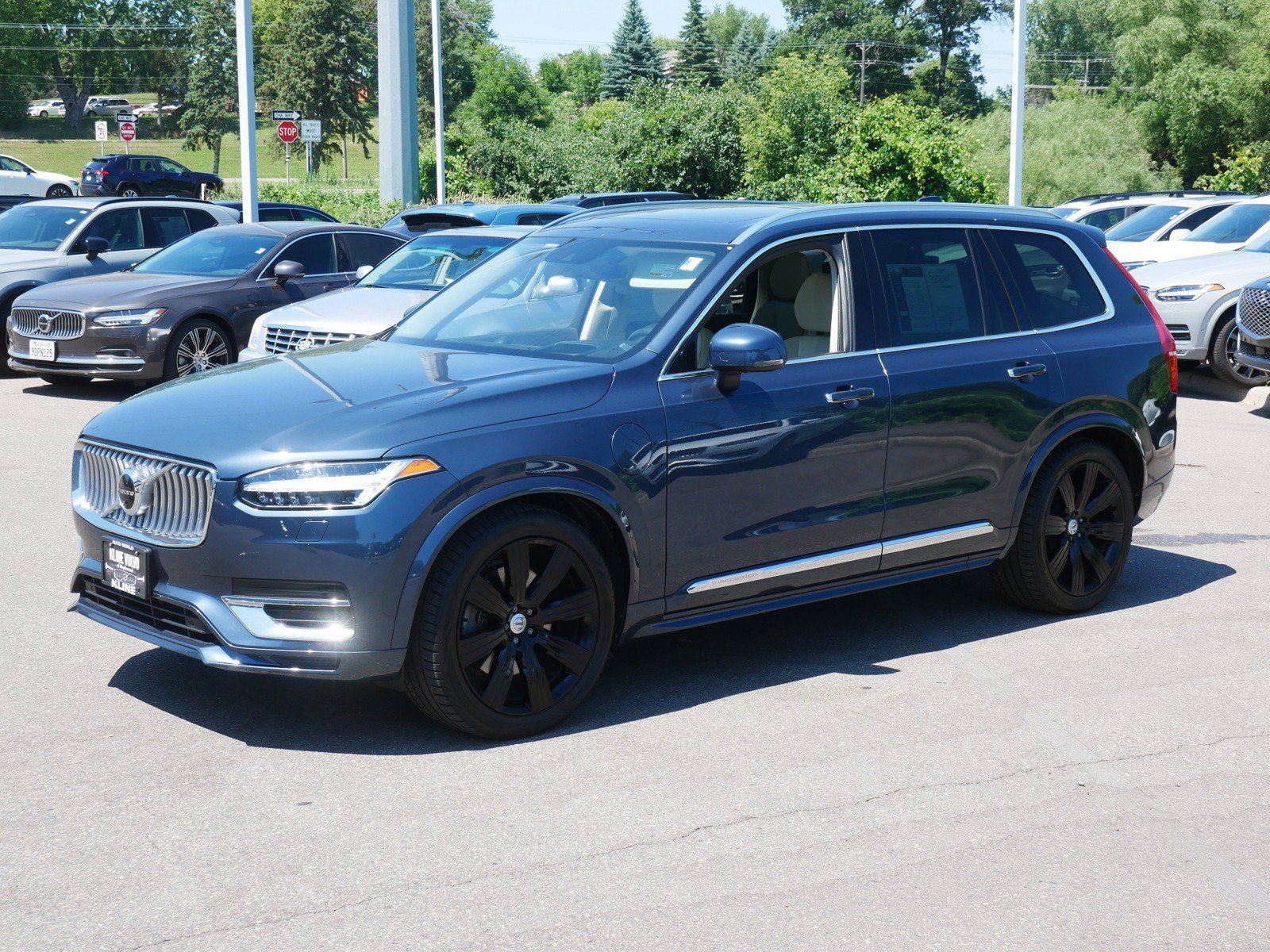 Used 2020 Volvo XC90 T8 Inscription AWD/4WD image 3
