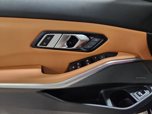 Used 2023 BMW 330i Sedan w/ Premium Package image 41