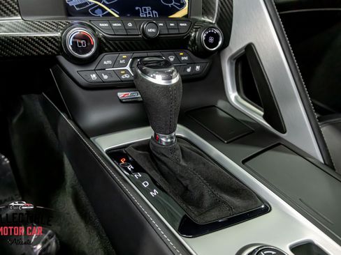 Used 2015 Chevrolet Corvette Z06 w/ 3LZ Preferred Equipment Group RWD image 90