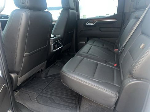 Used 2022 GMC Sierra 1500 Denali image 8