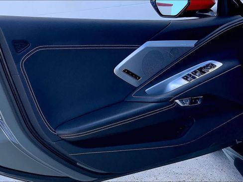 Used 2022 Chevrolet Corvette Stingray Preferred Conv w/ Z51 Performance Package RWD image 26