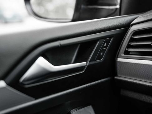 Used 2023 Volkswagen Jetta S image 20