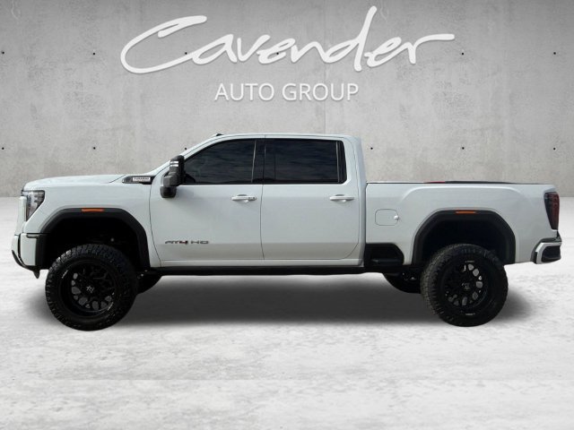 Used 2025 GMC Sierra 2500 AT4 w/ AT4 Premium Plus Package AWD/4WD image 13