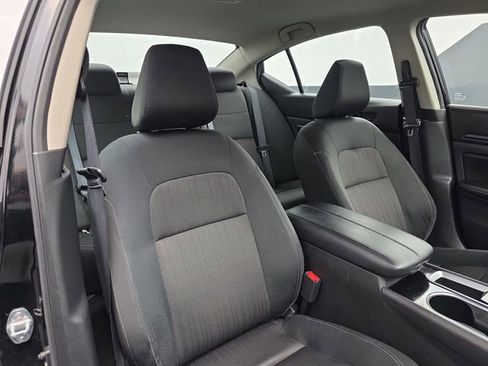 Used 2024 Nissan Altima 2.5 SV FWD image 46