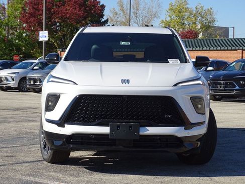 New 2025 Buick Enclave Sport Touring w/ Super Cruise Package image 5