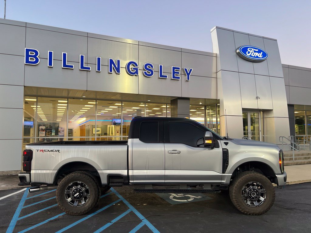 Certified 2023 Ford F250 Lariat w/ Sport Appearance Package AWD/4WD image 7