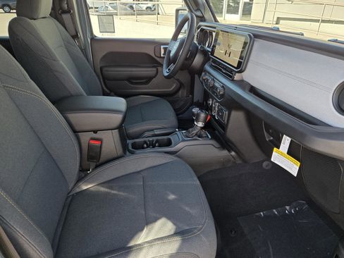 New 2026 Jeep Gladiator Sport image 34