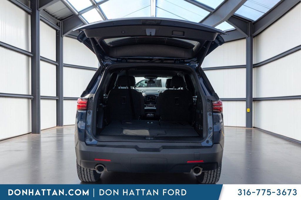 Used 2023 Chevrolet Traverse LT AWD/4WD image 26