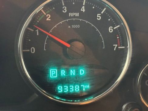 Used 2017 Jeep Wrangler Sport image 10