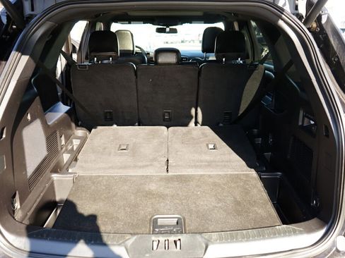 Used 2021 Ford Explorer ST w/ Equipment Group 401A image 18