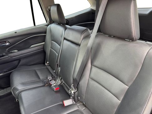 Used 2022 Honda Pilot Special Edition image 16