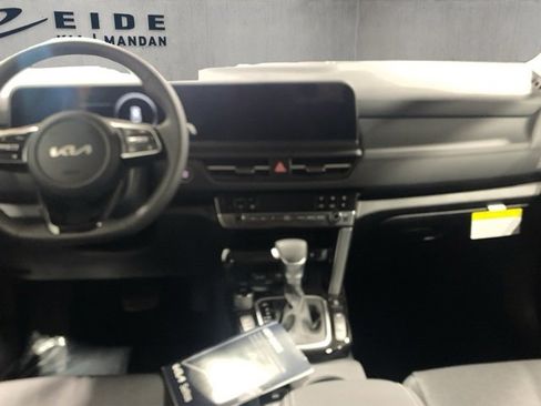 New 2026 Kia Seltos SX image 12