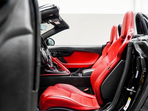 Used 2019 Jaguar F-TYPE Convertible RWD image 38