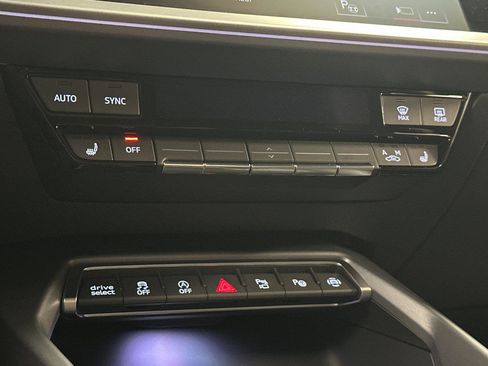 Used 2025 Audi A3 2.0T Premium w/ Black Optic Package image 19