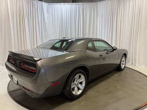 Used 2023 Dodge Challenger SXT RWD image 18