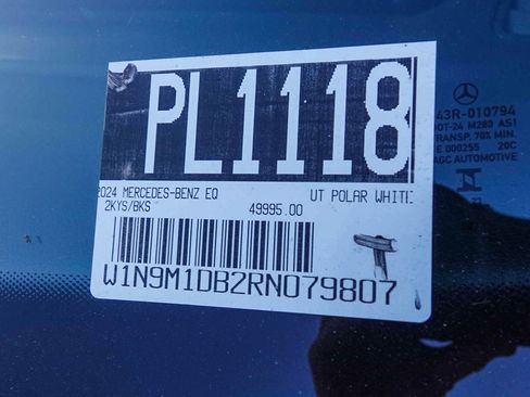 Used 2024 Mercedes-Benz EQB 350 4MATIC SUV image 28