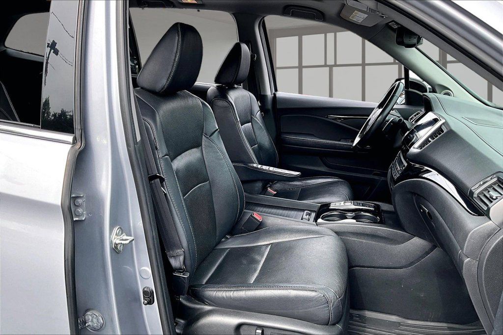 Used 2017 Honda Pilot Elite image 7