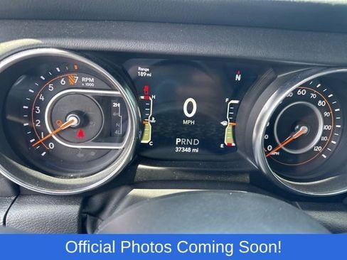 Used 2022 Jeep Gladiator Overland w/ Popular Equipment Package AWD/4WD image 4