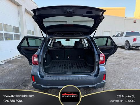 Used 2017 Subaru Outback 2.5i Limited image 9