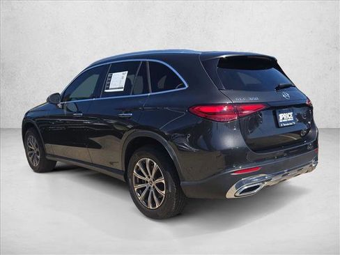 Used 2024 Mercedes-Benz GLC 300 GLC 300 image 8