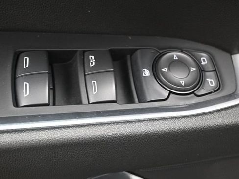 Used 2024 GMC Sierra 1500 Elevation AWD/4WD image 7