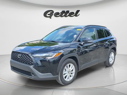 Used 2023 Toyota Corolla Cross LE w/ Moonroof Package