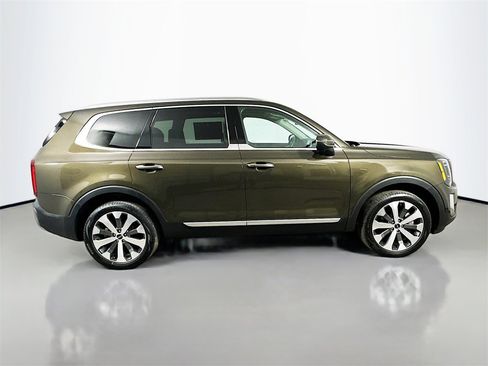 Used 2022 Kia Telluride S image 7