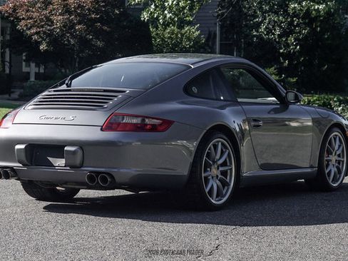 Used 2006 Porsche 911 Carrera S RWD image 8