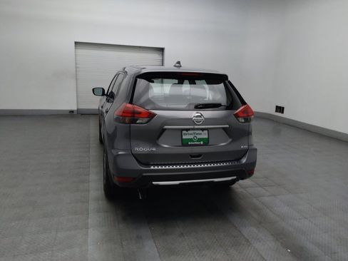 Used 2017 Nissan Rogue S AWD/4WD image 6