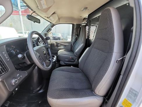Used 2025 Chevrolet Express 2500 w/ Driver Convenience Package RWD image 17