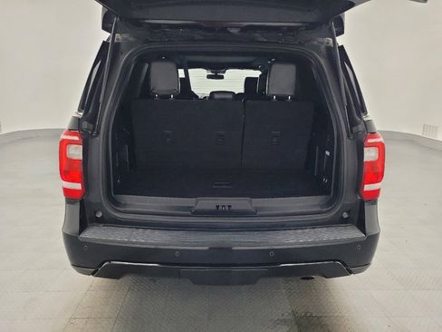 Used 2020 Ford Expedition XLT w/ Black Accent Package RWD image 29