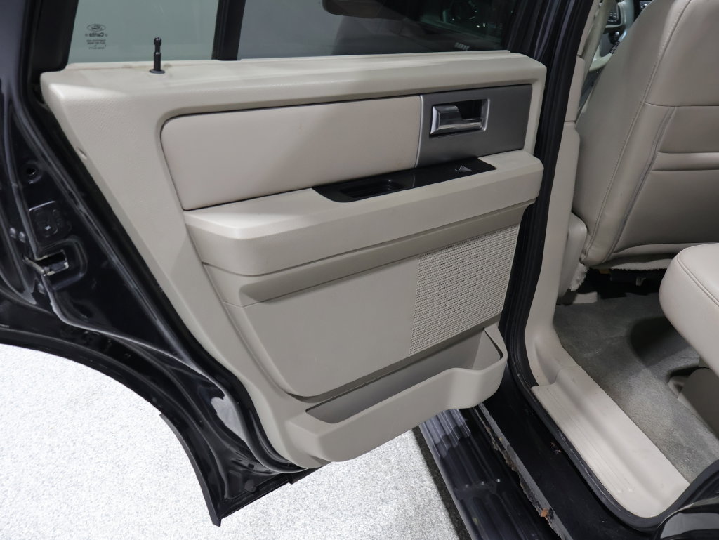Used 2012 Ford Expedition Limited AWD/4WD image 27