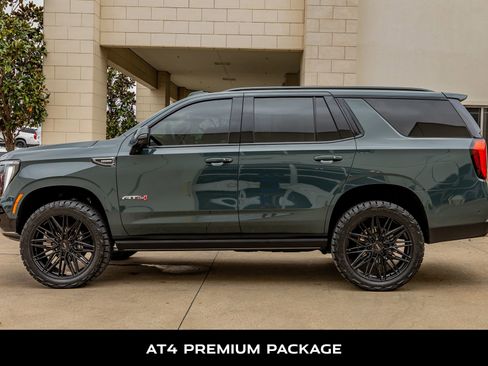 Used 2025 GMC Yukon AT4 w/ AT4 Premium Plus Package image 6