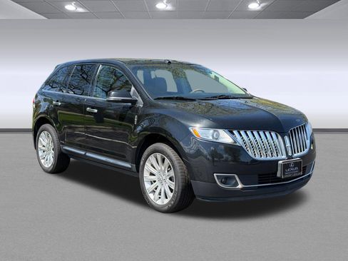 Used 2015 Lincoln MKX FWD w/ Equipment Group 101A image 6