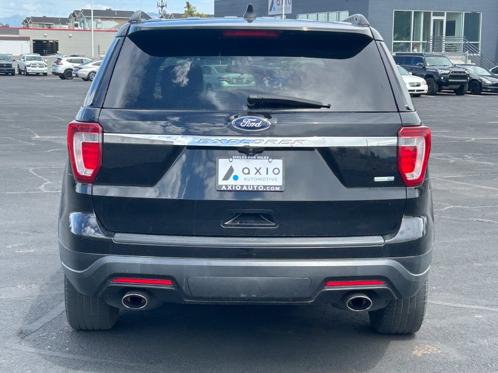 Used 2018 Ford Explorer 4WD w/ Class II Trailer Tow Package image 5