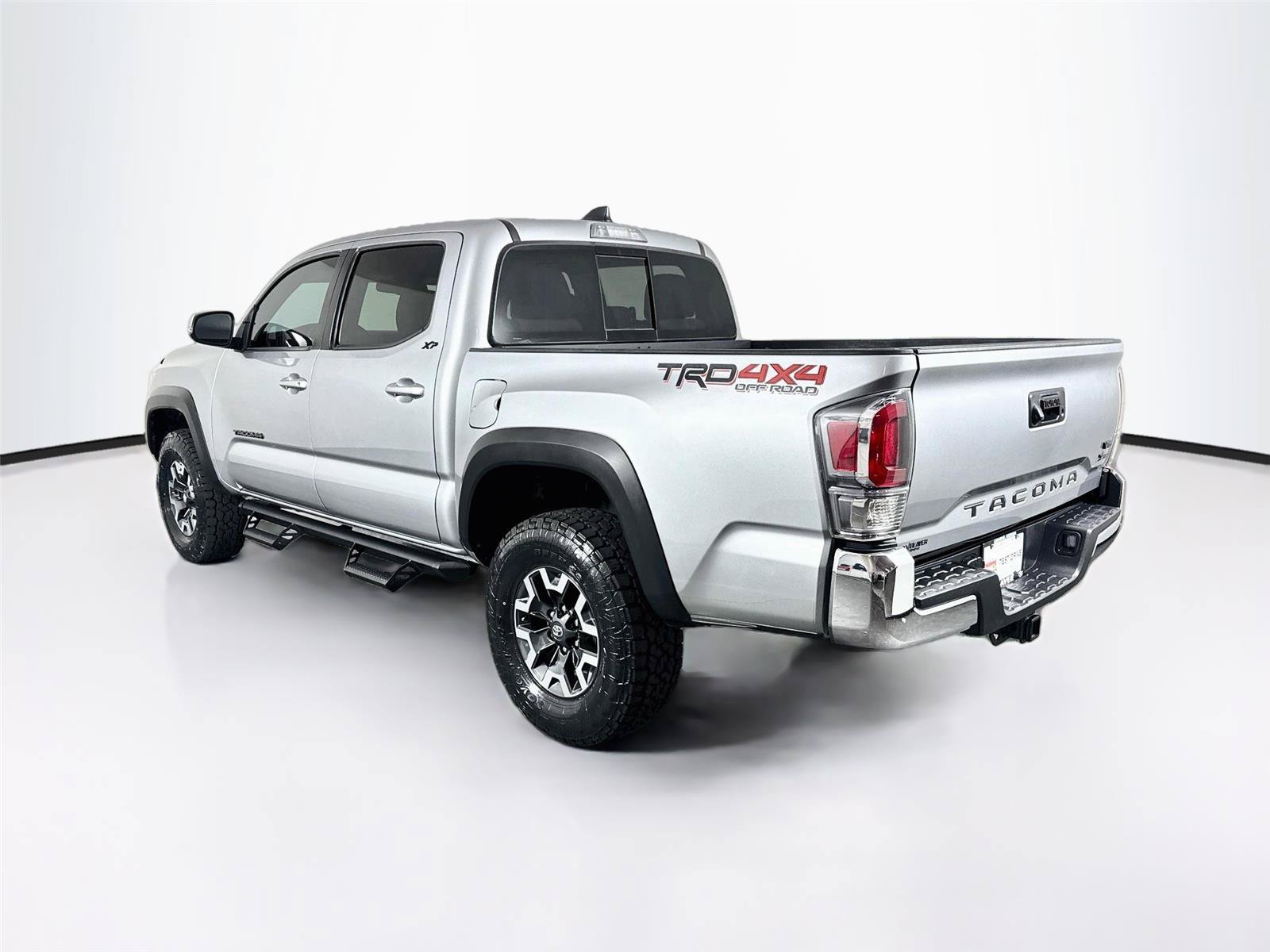 Certified 2023 Toyota Tacoma TRD Off-Road AWD/4WD image 11