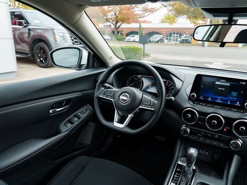 New 2025 Nissan Sentra SV w/ Trunk Package image 11